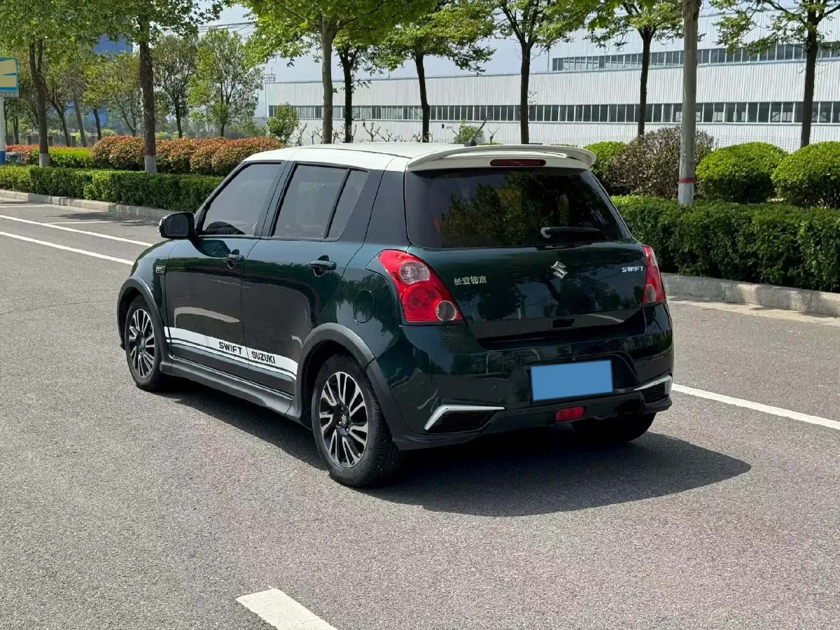 2016 Suzuki Swift 1.5L 103HP L4 4AT,autocango,china used car exporter,china ev exporter,chinese used car exporter,chinese used ev exporter