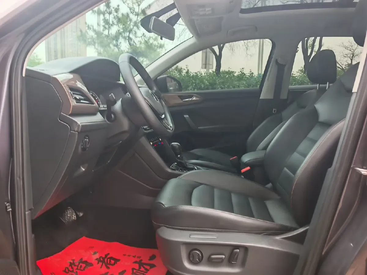 2021 Volkswagen Tharu 1.4T 150HP L4 7DCT,autocango,china used car exporter,china ev exporter,chinese used car exporter,chinese used ev exporter