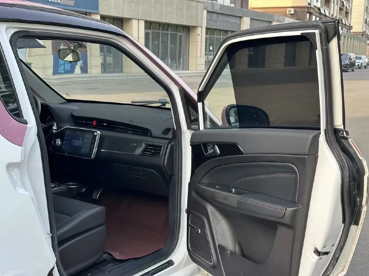 2018 Zotye T300 BEV 42.7KWH,autocango,china used car exporter,china ev exporter,chinese used car exporter,chinese used ev exporter