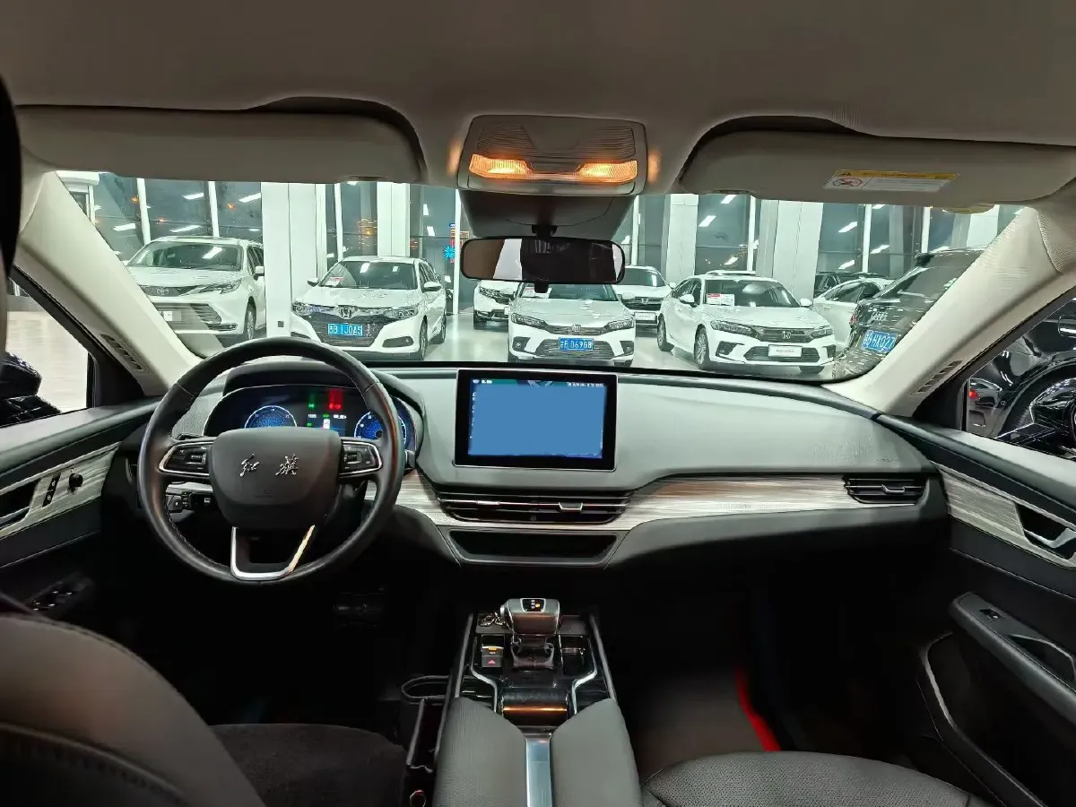 2023 HongQi E-QM5 BEV 82KWH,autocango,china used car exporter,china ev exporter,chinese used car exporter,chinese used ev exporter