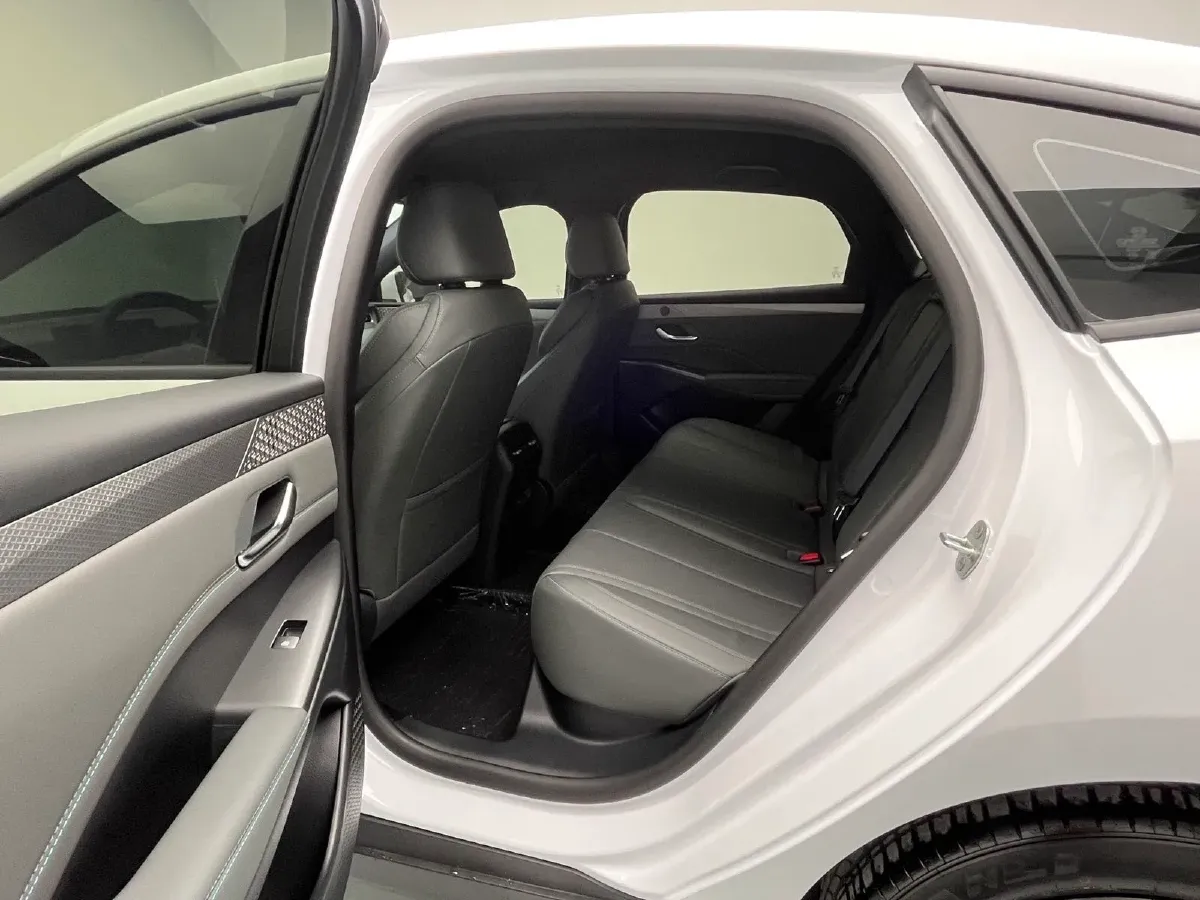 2025 BYD Qin Plus BEV 57.6KWH,autocango,china used car exporter,china ev exporter,chinese used car exporter,chinese used ev exporter