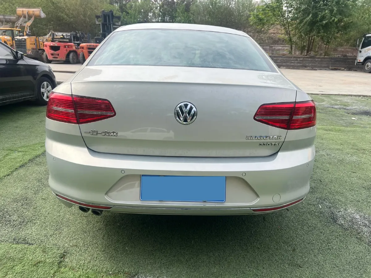 2018 Volkswagen Magotan 1.8T 180HP L4 7DCT,autocango,china used car exporter,china ev exporter,chinese used car exporter,chinese used ev exporter