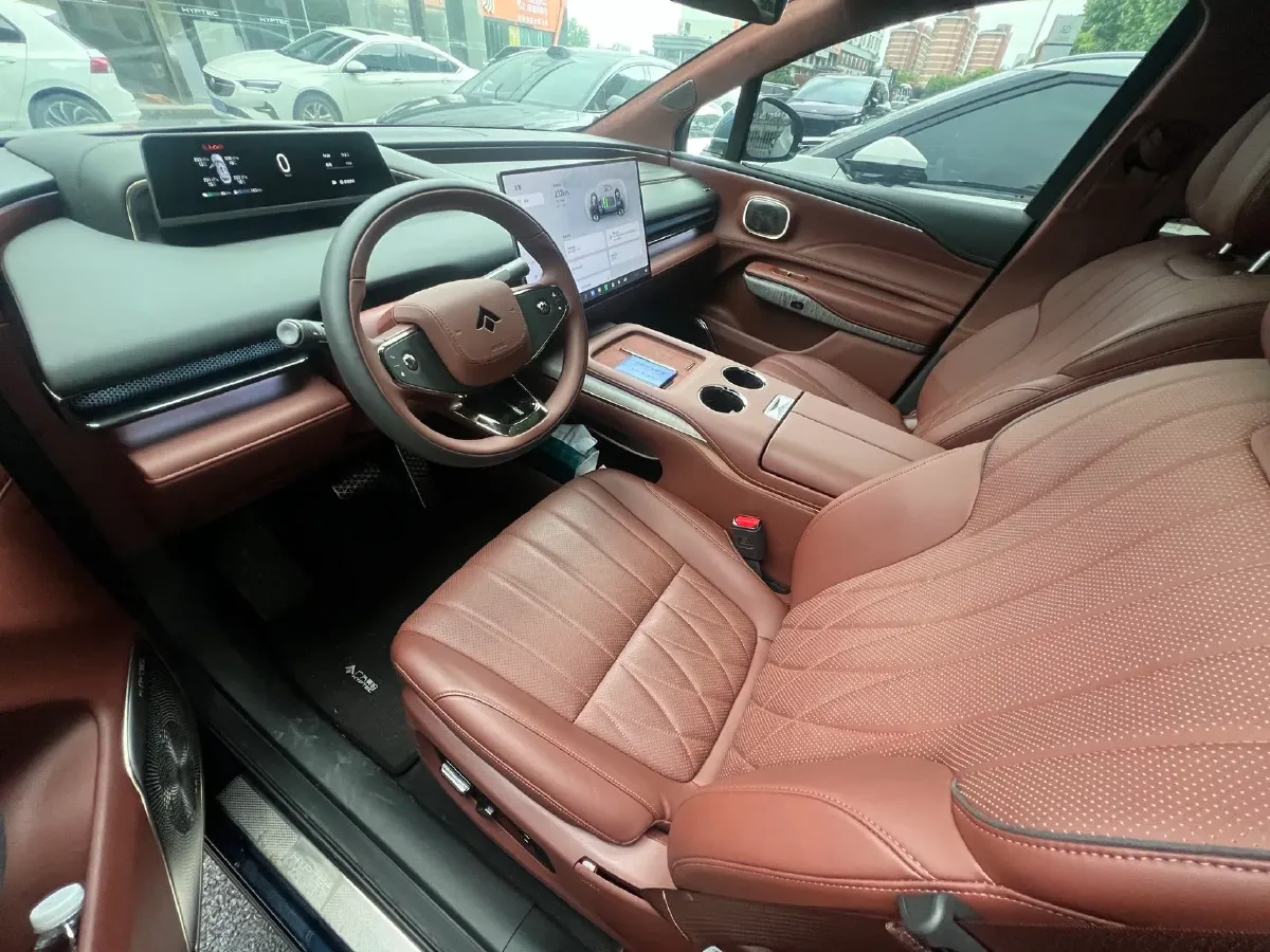 2025 HYPTEC HL Range Extended REEV,autocango,china used car exporter,china ev exporter,chinese used car exporter,chinese used ev exporter