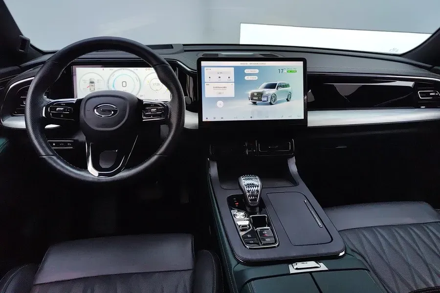 2024 GAC Trumpchi GS8 2.0T 190HP L4 E-CVT Hybrid,autocango,china used car exporter,china ev exporter,chinese used car exporter,chinese used ev exporter