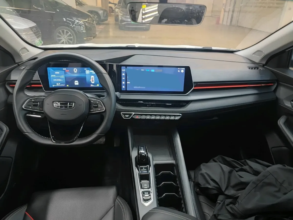 2022 Geely Binray 1.5T 181HP L4 7DCT,autocango,china used car exporter,china ev exporter,chinese used car exporter,chinese used ev exporter