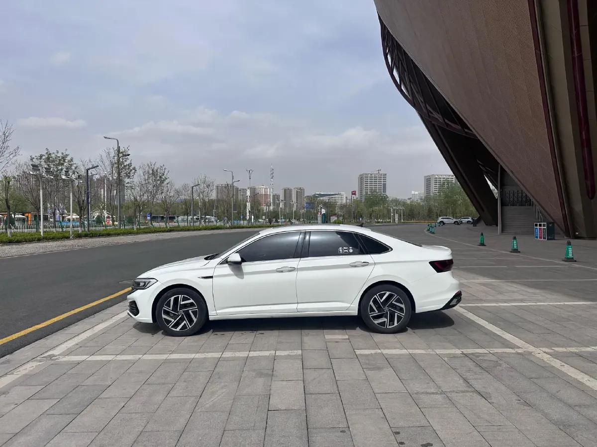 2023 Volkswagen Sagitar 1.5T 160HP L4 7DCT,autocango,china used car exporter,china ev exporter,chinese used car exporter,chinese used ev exporter