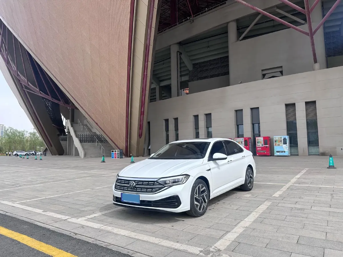 2023 Volkswagen Sagitar 1.5T 160HP L4 7DCT,autocango,china used car exporter,china ev exporter,chinese used car exporter,chinese used ev exporter