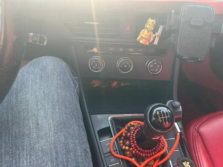 2019 GAC Trumpchi GS4 1.5T 169HP L4 6MT,autocango,china used car exporter,china ev exporter,chinese used car exporter,chinese used ev exporter