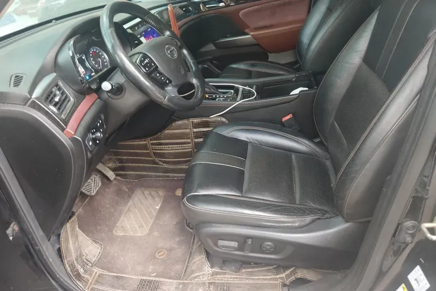 2017 GAC Trumpchi GS8 2.0T 201HP L4 6AT,autocango,china used car exporter,china ev exporter,chinese used car exporter,chinese used ev exporter