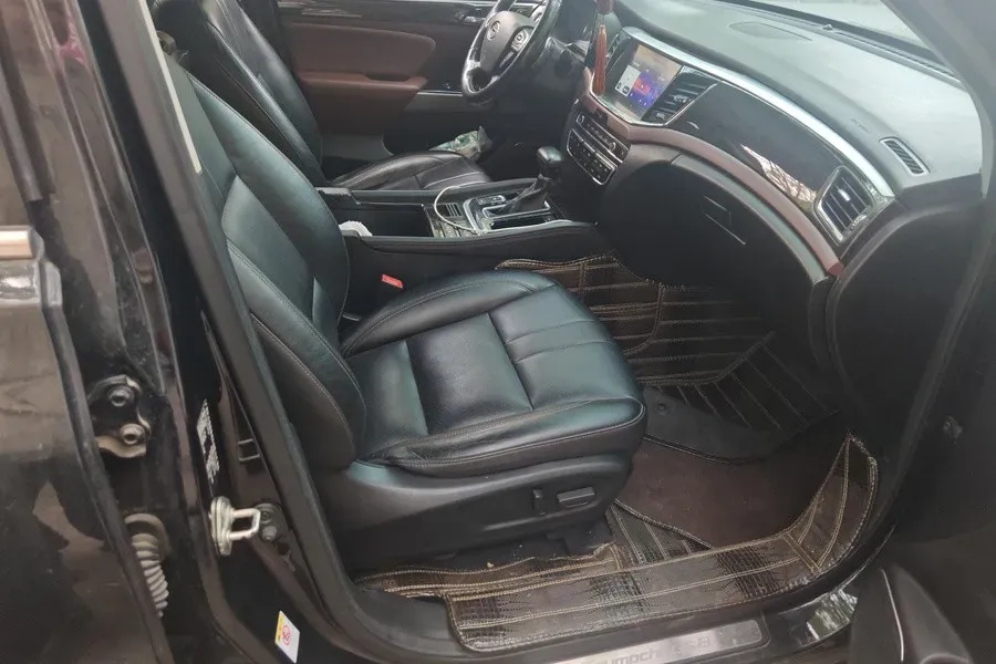 2017 GAC Trumpchi GS8 2.0T 201HP L4 6AT,autocango,china used car exporter,china ev exporter,chinese used car exporter,chinese used ev exporter