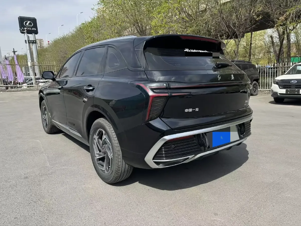 2024 HongQi HS3 1.5T 169HP L4 7DCT,autocango,china used car exporter,china ev exporter,chinese used car exporter,chinese used ev exporter