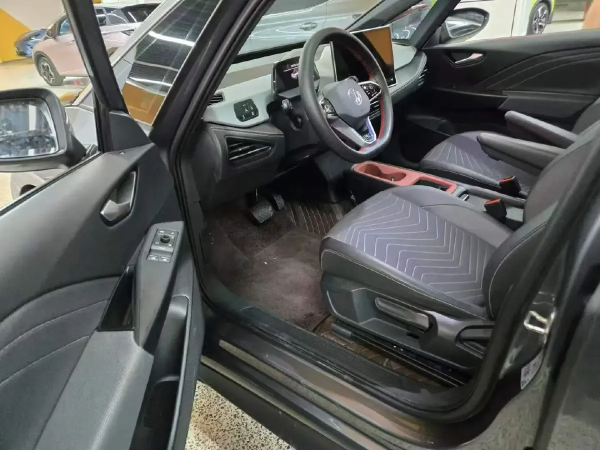 2025 Volkswagen ID.3 BEV 52.8KWH,autocango,china used car exporter,china ev exporter,chinese used car exporter,chinese used ev exporter