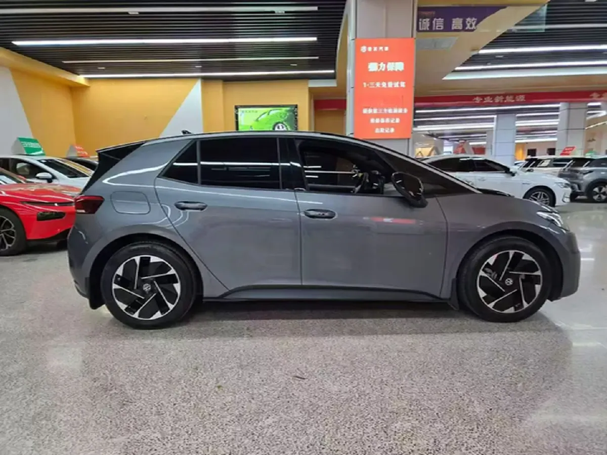2025 Volkswagen ID.3 BEV 52.8KWH,autocango,china used car exporter,china ev exporter,chinese used car exporter,chinese used ev exporter