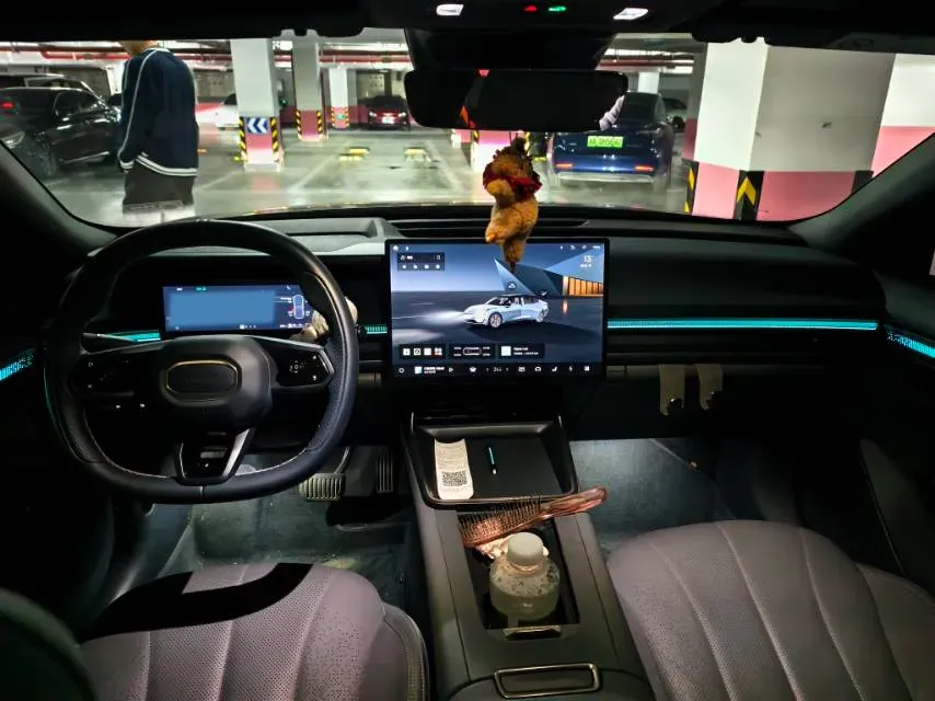 2024 LYNK&CO 07 EM-P 1.5T 163HP L4 3DHT PHEV 18.99KWH,autocango,china used car exporter,china ev exporter,chinese used car exporter,chinese used ev exporter