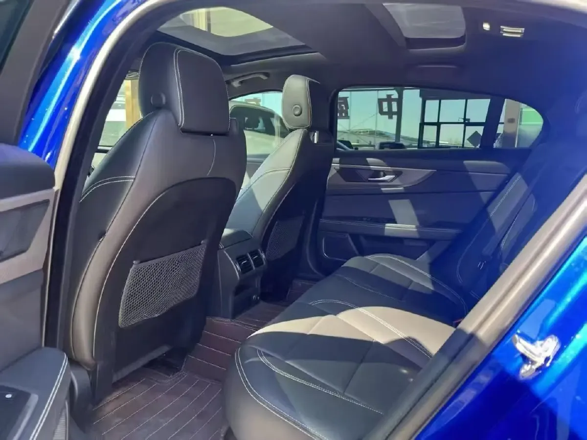 2020 Jaguar XEL 2.0T 200HP L4 8AT,autocango,china used car exporter,china ev exporter,chinese used car exporter,chinese used ev exporter