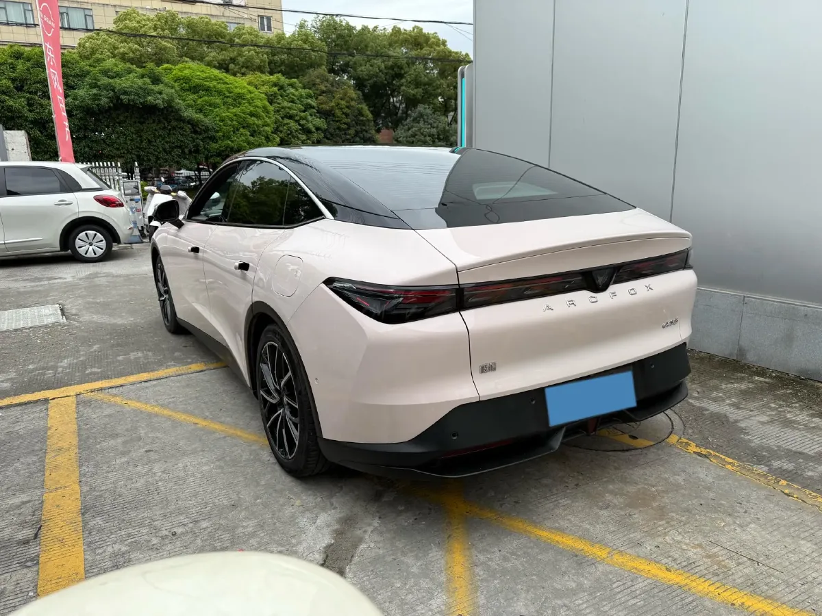 2025 ARCFOX αS5 BEV,autocango,china used car exporter,china ev exporter,chinese used car exporter,chinese used ev exporter