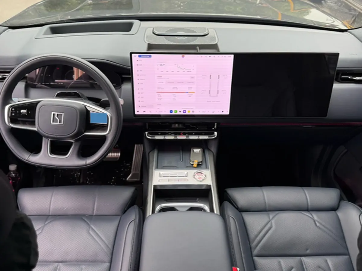 2025 Zeekr 9X 2.0T 279HP L4 1DHT PHEV,autocango,china used car exporter,china ev exporter,chinese used car exporter,chinese used ev exporter