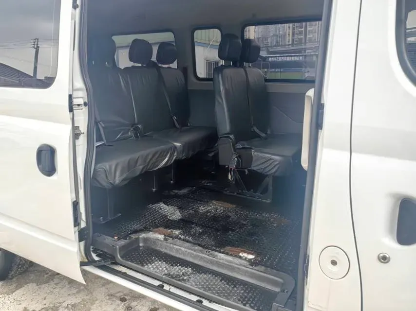 2023 MAXUS XinTu V80 2.0T 127HP L4 6MT,autocango,china used car exporter,china ev exporter,chinese used car exporter,chinese used ev exporter