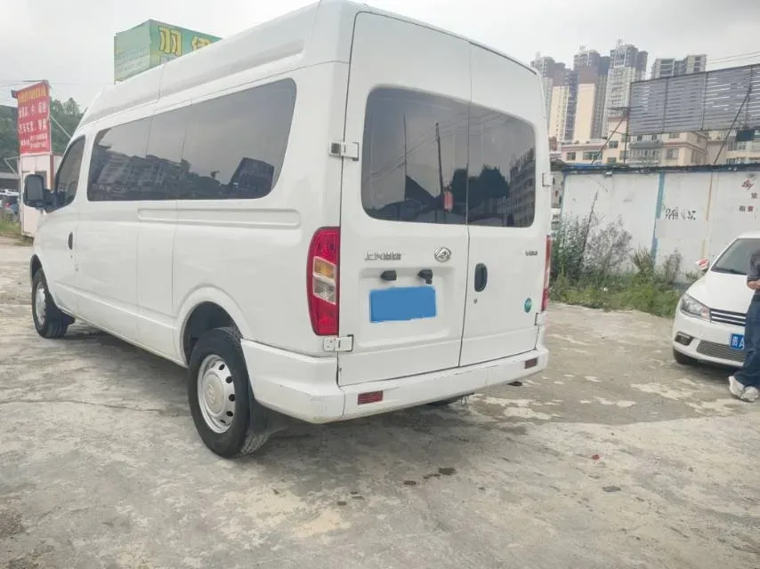 2023 MAXUS XinTu V80 2.0T 127HP L4 6MT,autocango,china used car exporter,china ev exporter,chinese used car exporter,chinese used ev exporter