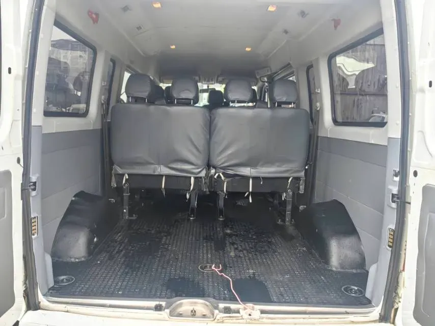 2023 MAXUS XinTu V80 2.0T 127HP L4 6MT,autocango,china used car exporter,china ev exporter,chinese used car exporter,chinese used ev exporter