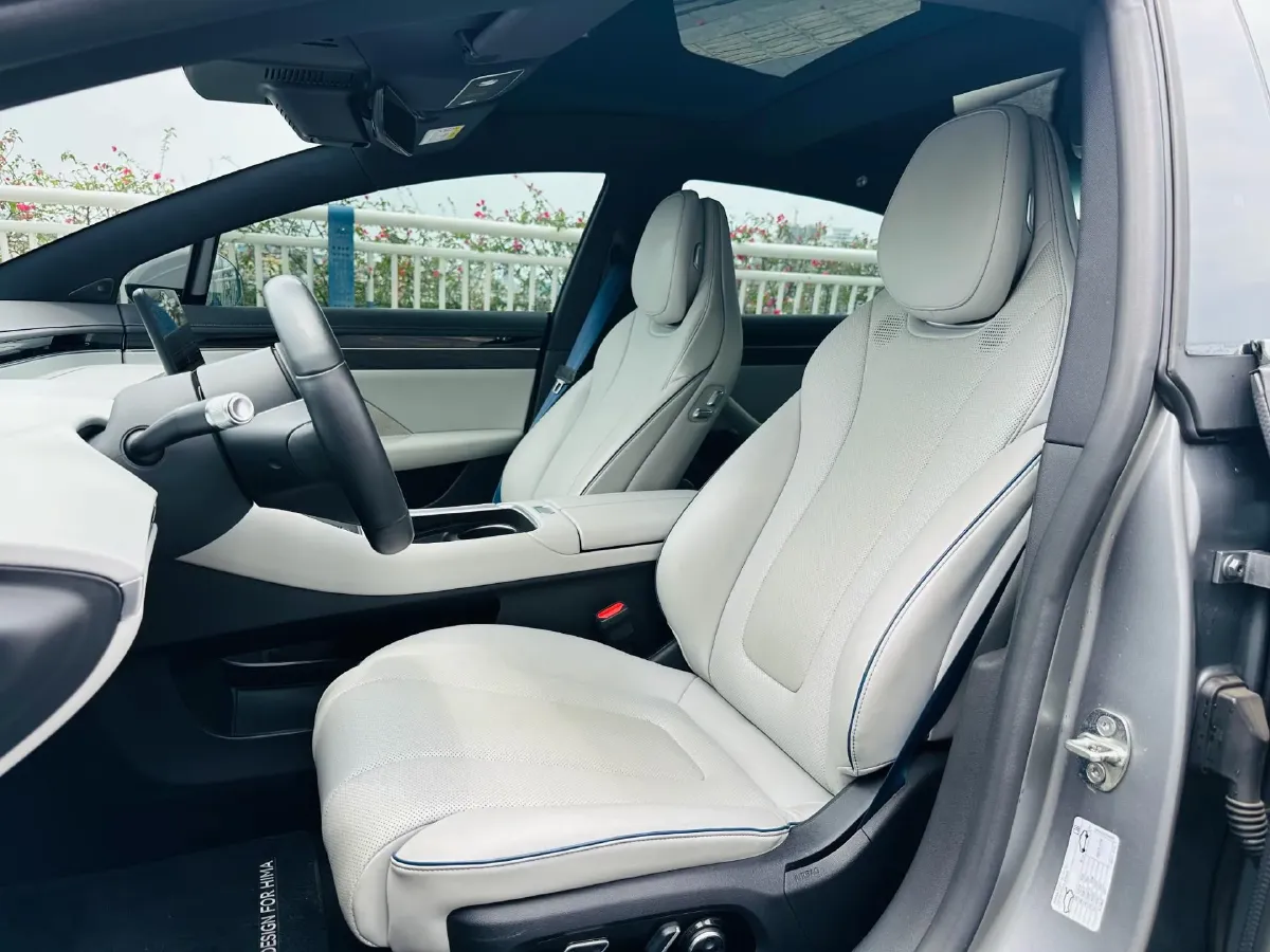 2024 Luxeed S7 BEV 82KWH,autocango,china used car exporter,china ev exporter,chinese used car exporter,chinese used ev exporter