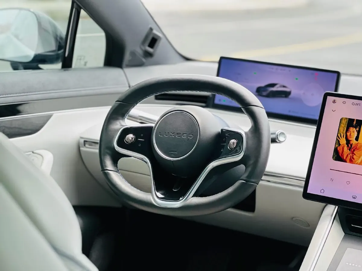 2024 Luxeed S7 BEV 82KWH,autocango,china used car exporter,china ev exporter,chinese used car exporter,chinese used ev exporter