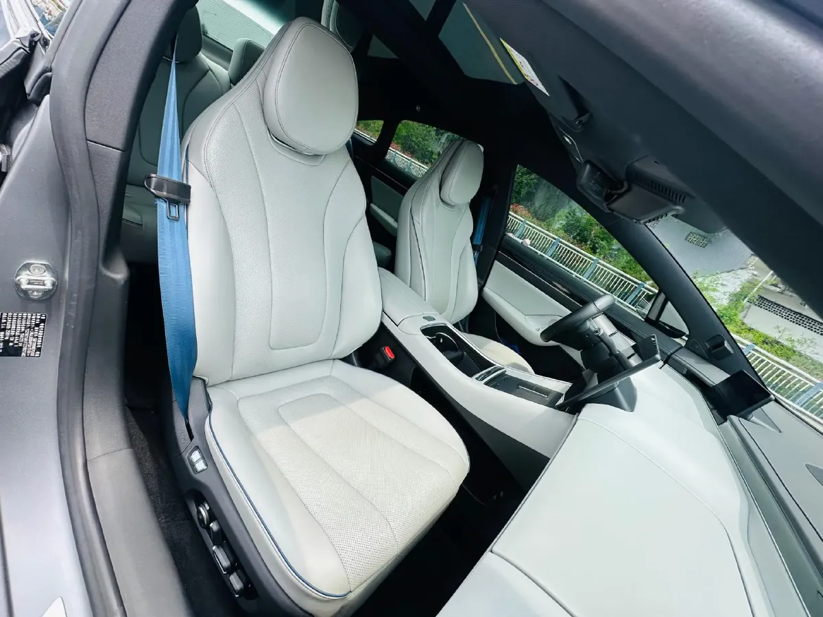 2024 Luxeed S7 BEV 82KWH,autocango,china used car exporter,china ev exporter,chinese used car exporter,chinese used ev exporter