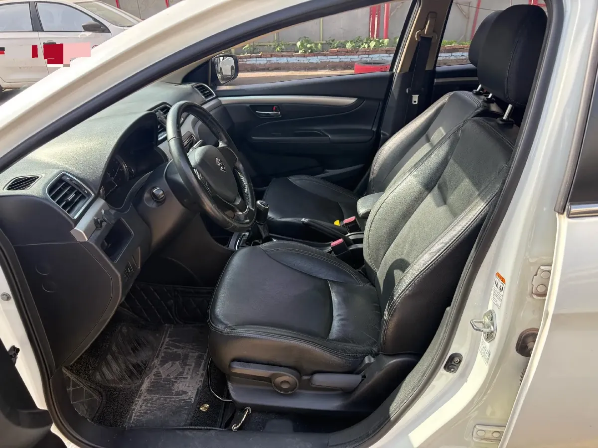 2015 Geely EC8 2.0L 141HP L4 5MT,autocango,china used car exporter,china ev exporter,chinese used car exporter,chinese used ev exporter