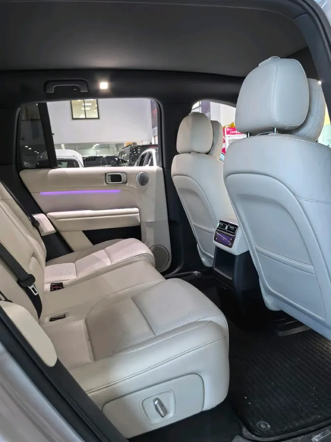 2025 Li L6 Range Extended 154HP L4 REEV,autocango,china used car exporter,china ev exporter,chinese used car exporter,chinese used ev exporter