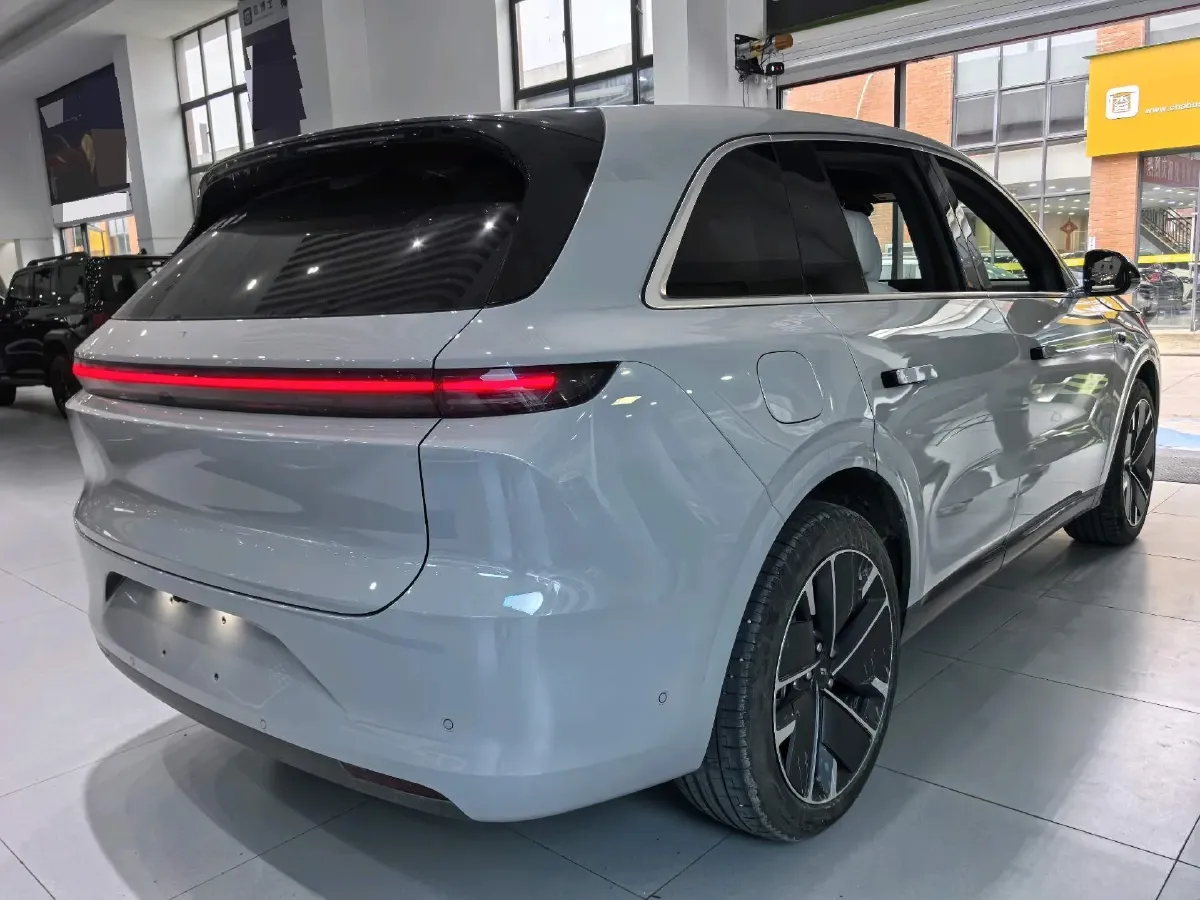 2025 Li L6 Range Extended 154HP L4 REEV,autocango,china used car exporter,china ev exporter,chinese used car exporter,chinese used ev exporter