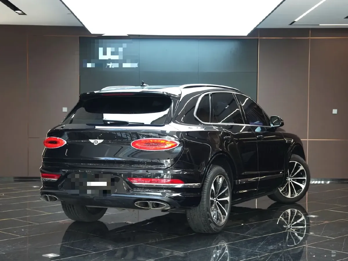 2022 Bentley Bentayga 4.0T 550HP V8 8AT,autocango,china used car exporter,china ev exporter,chinese used car exporter,chinese used ev exporter