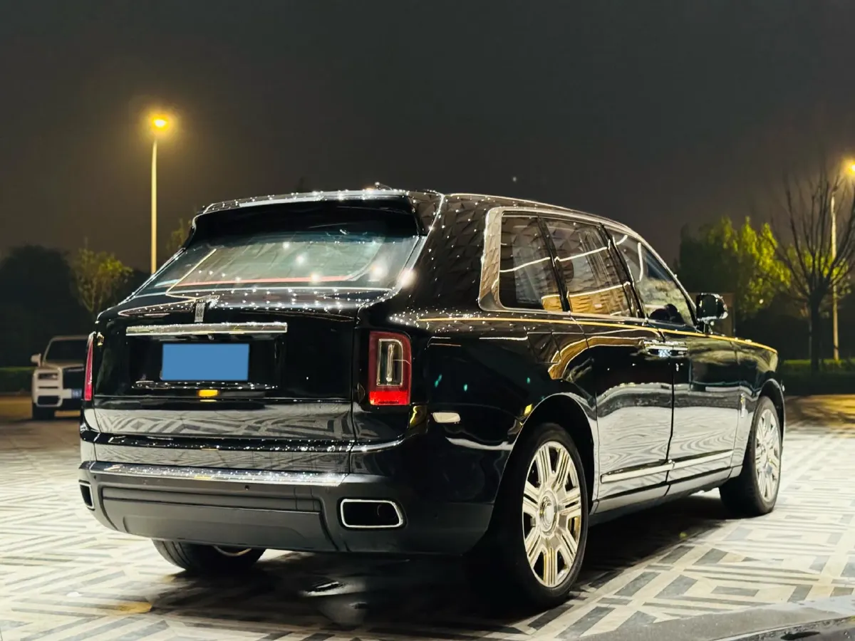 2018 Rolls-Royce Cullinan 6.7T 571HP V12 8AT,autocango,china used car exporter,china ev exporter,chinese used car exporter,chinese used ev exporter