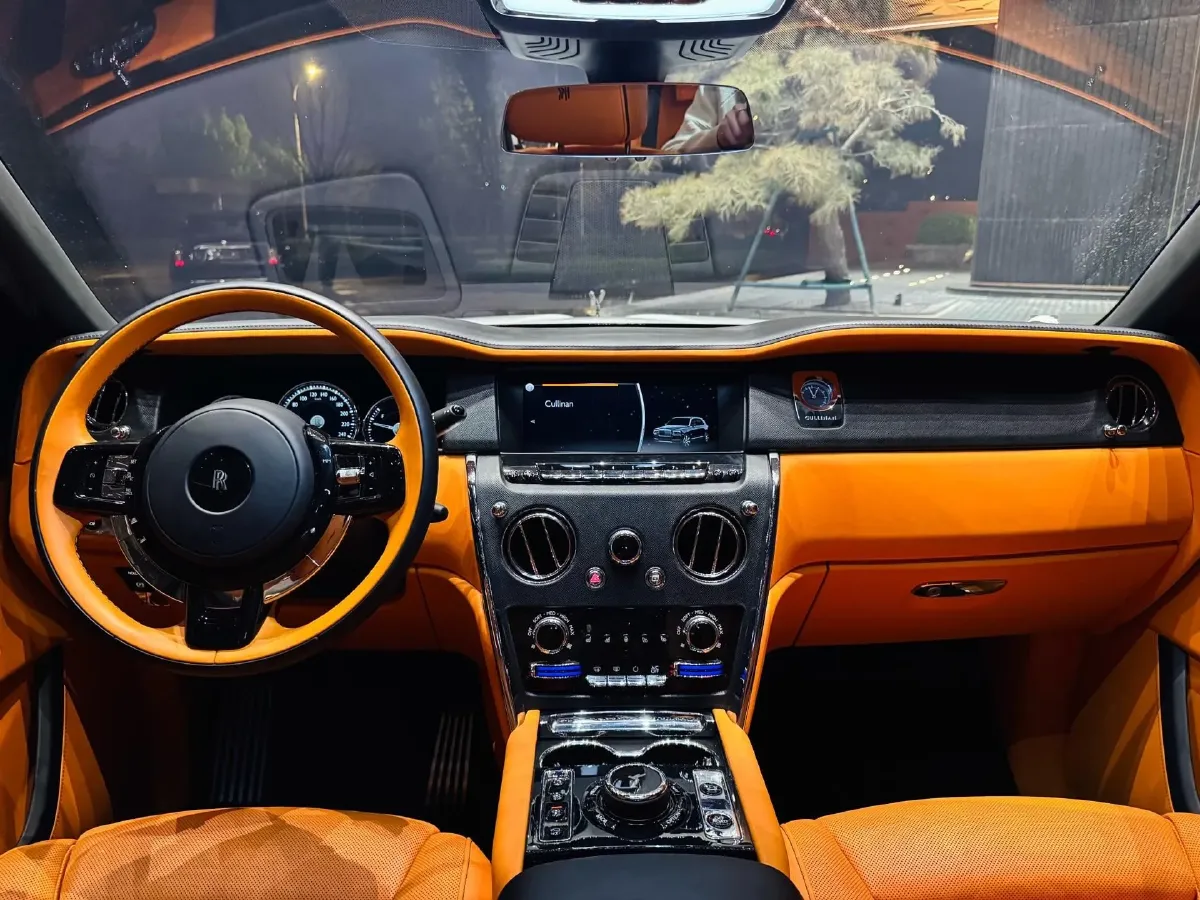 2024 Rolls-Royce Cullinan 6.7T 571HP V12 8AT,autocango,china used car exporter,china ev exporter,chinese used car exporter,chinese used ev exporter