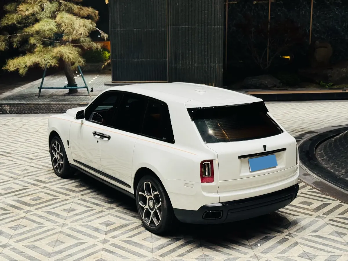 2024 Rolls-Royce Cullinan 6.7T 571HP V12 8AT,autocango,china used car exporter,china ev exporter,chinese used car exporter,chinese used ev exporter