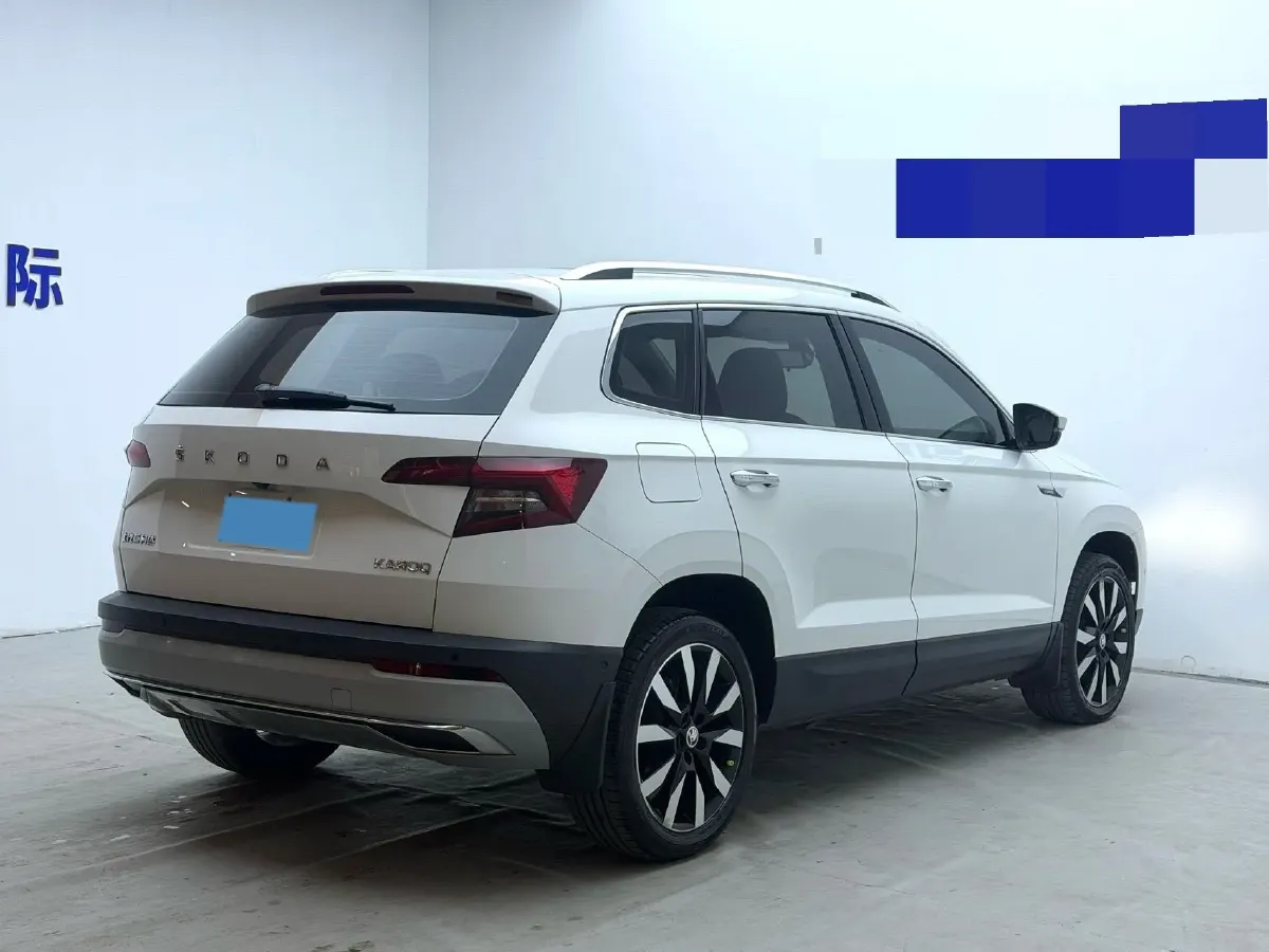 2021 Skoda Karoq 1.4T 150HP L4 7DCT,autocango,china used car exporter,china ev exporter,chinese used car exporter,chinese used ev exporter