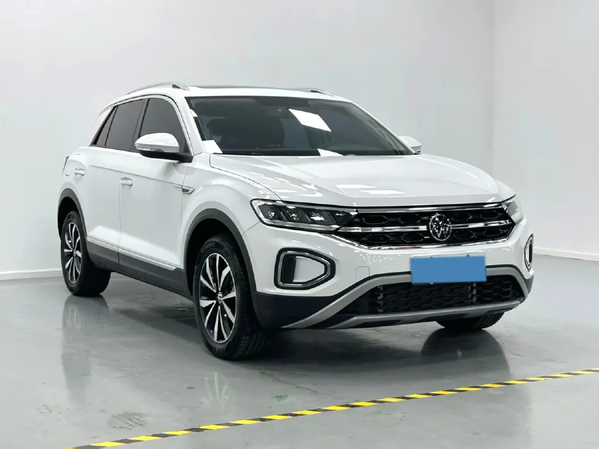2025 Volkswagen T-Roc 1.4T 150HP L4 7DCT,autocango,china used car exporter,china ev exporter,chinese used car exporter,chinese used ev exporter
