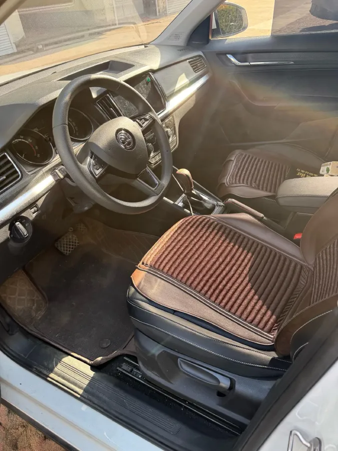 2025 Skoda Kamiq 1.5L 109HP L4 6AT,autocango,china used car exporter,china ev exporter,chinese used car exporter,chinese used ev exporter
