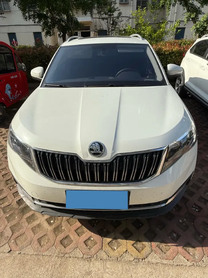 2025 Skoda Kamiq 1.5L 109HP L4 6AT,autocango,china used car exporter,china ev exporter,chinese used car exporter,chinese used ev exporter