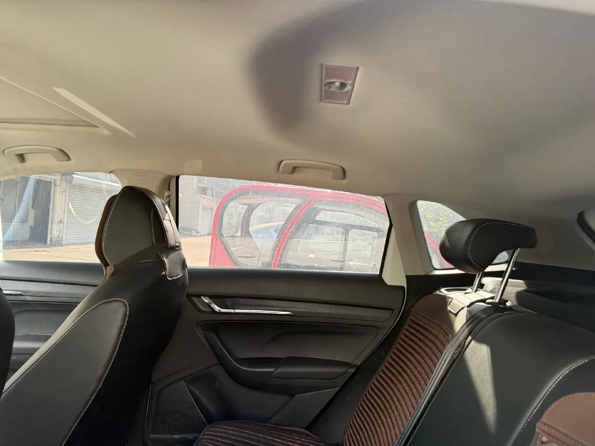 2025 Skoda Kamiq 1.5L 109HP L4 6AT,autocango,china used car exporter,china ev exporter,chinese used car exporter,chinese used ev exporter