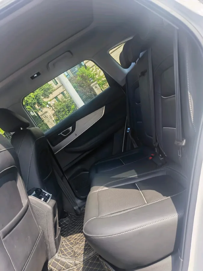 2022 Chery Tiggo 7 Plus 1.5T 156HP L4 CVT,autocango,china used car exporter,china ev exporter,chinese used car exporter,chinese used ev exporter