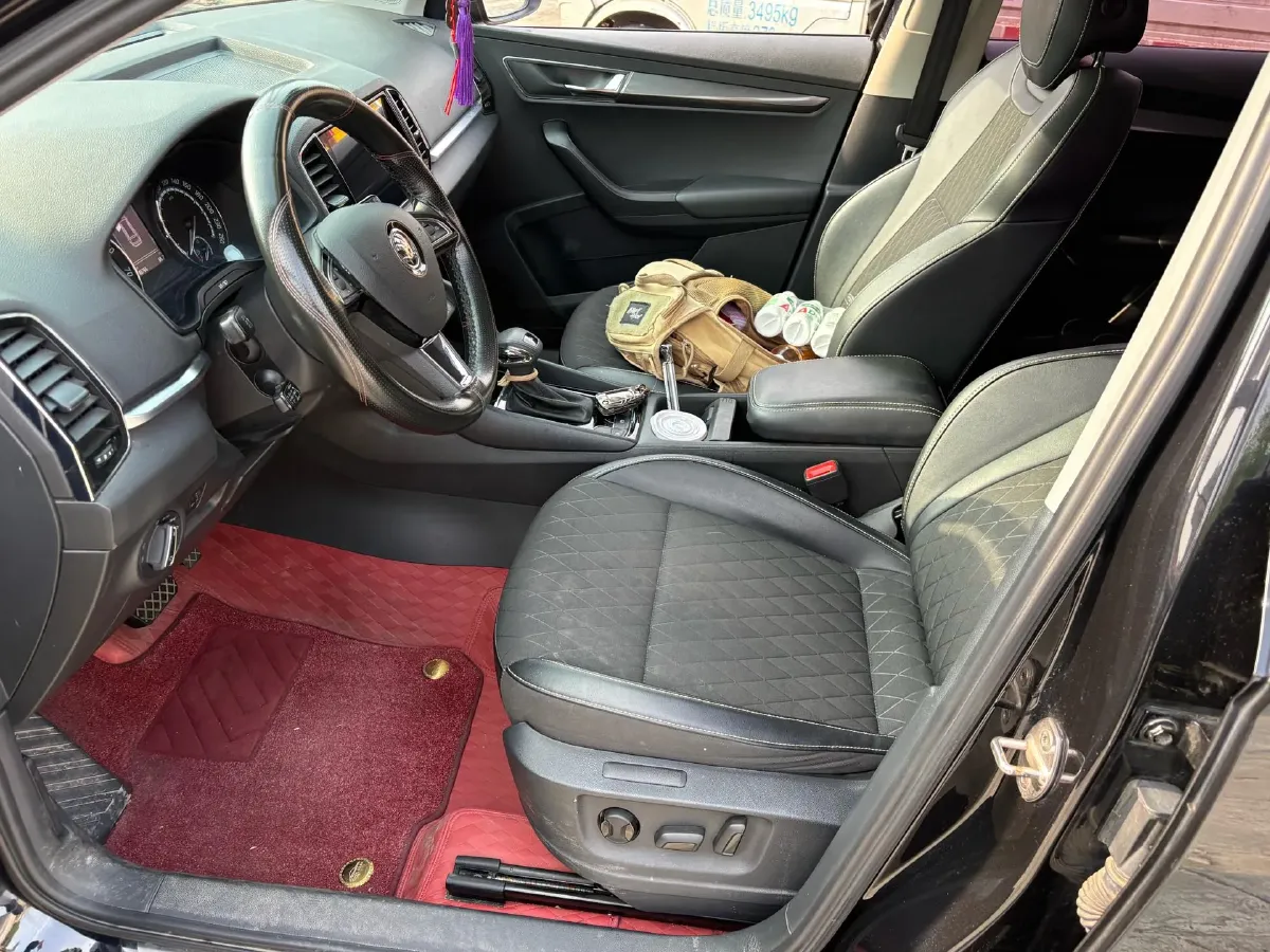 2021 Skoda Karoq 1.4T 150HP L4 7DCT,autocango,china used car exporter,china ev exporter,chinese used car exporter,chinese used ev exporter