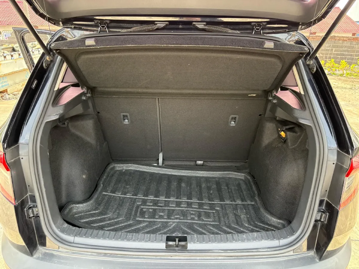 2021 Skoda Karoq 1.4T 150HP L4 7DCT,autocango,china used car exporter,china ev exporter,chinese used car exporter,chinese used ev exporter