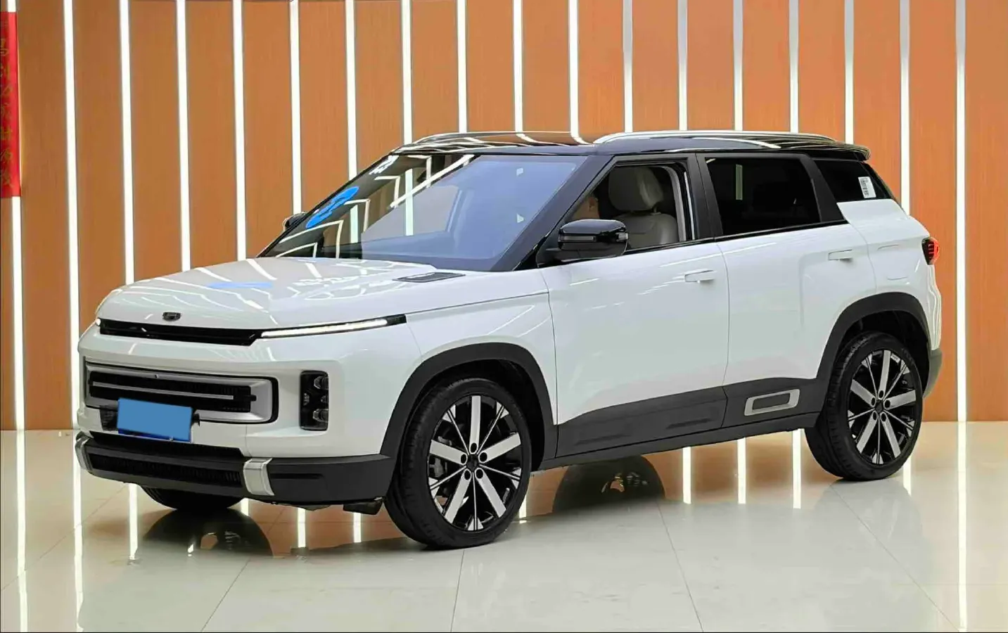 2023 Geely ICON 1.5T 181HP L4 7DCT,autocango,china used car exporter,china ev exporter,chinese used car exporter,chinese used ev exporter