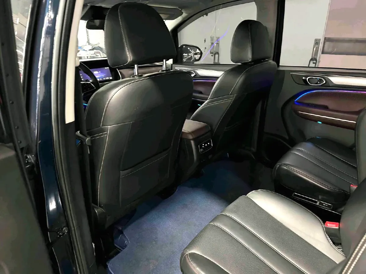 2023 GAC Trumpchi M6 1.5T 177HP L4 7DCT,autocango,china used car exporter,china ev exporter,chinese used car exporter,chinese used ev exporter