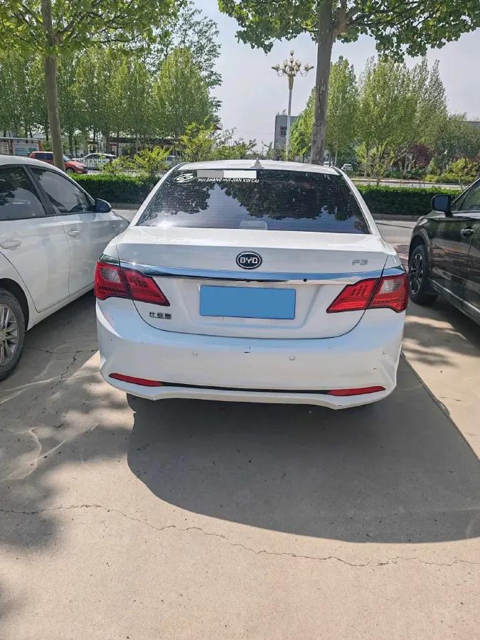 2018 BYD F3 1.5L 109HP L4 5MT,autocango,china used car exporter,china ev exporter,chinese used car exporter,chinese used ev exporter