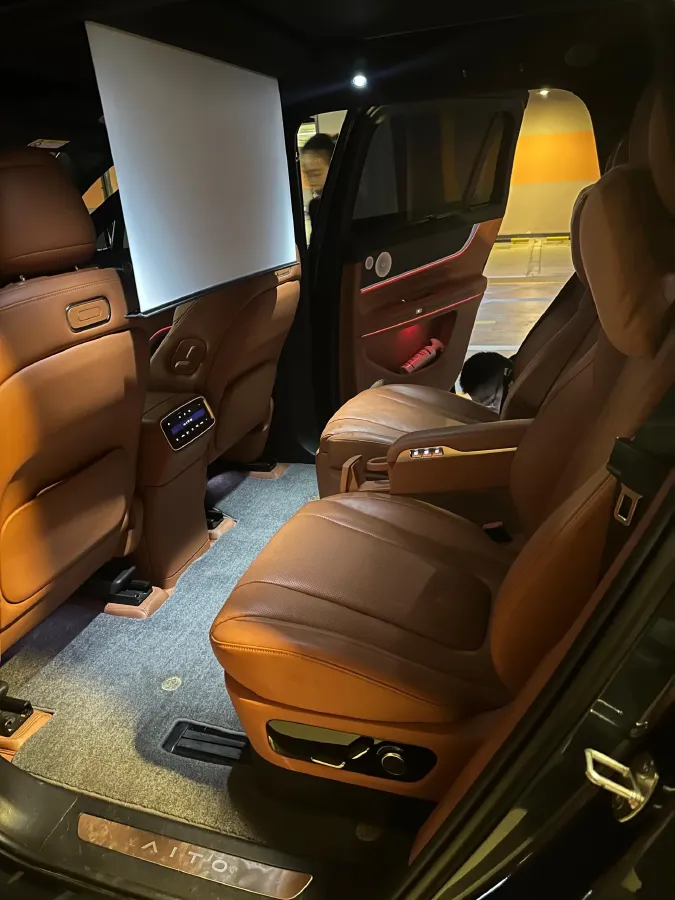 2024 AITO AITO M9 1.5T 152HP L4 REEV 42KWH,autocango,china used car exporter,china ev exporter,chinese used car exporter,chinese used ev exporter
