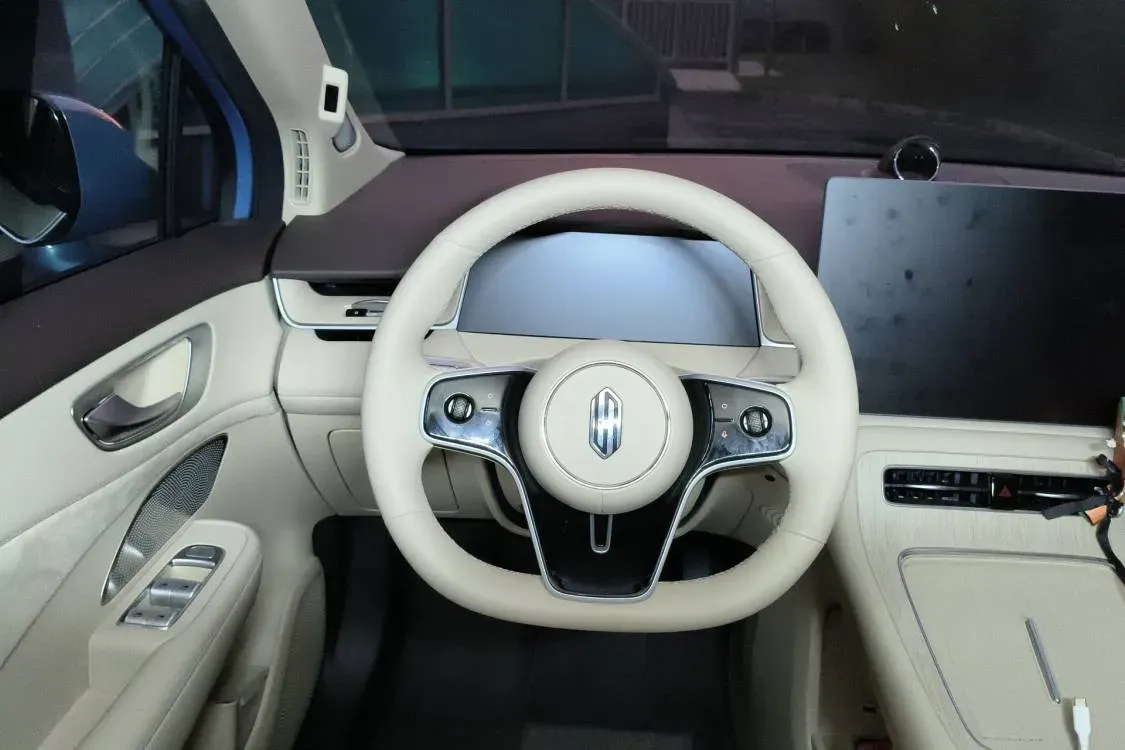 2025 HIMA Shangjie H5 BEV,autocango,china used car exporter,china ev exporter,chinese used car exporter,chinese used ev exporter