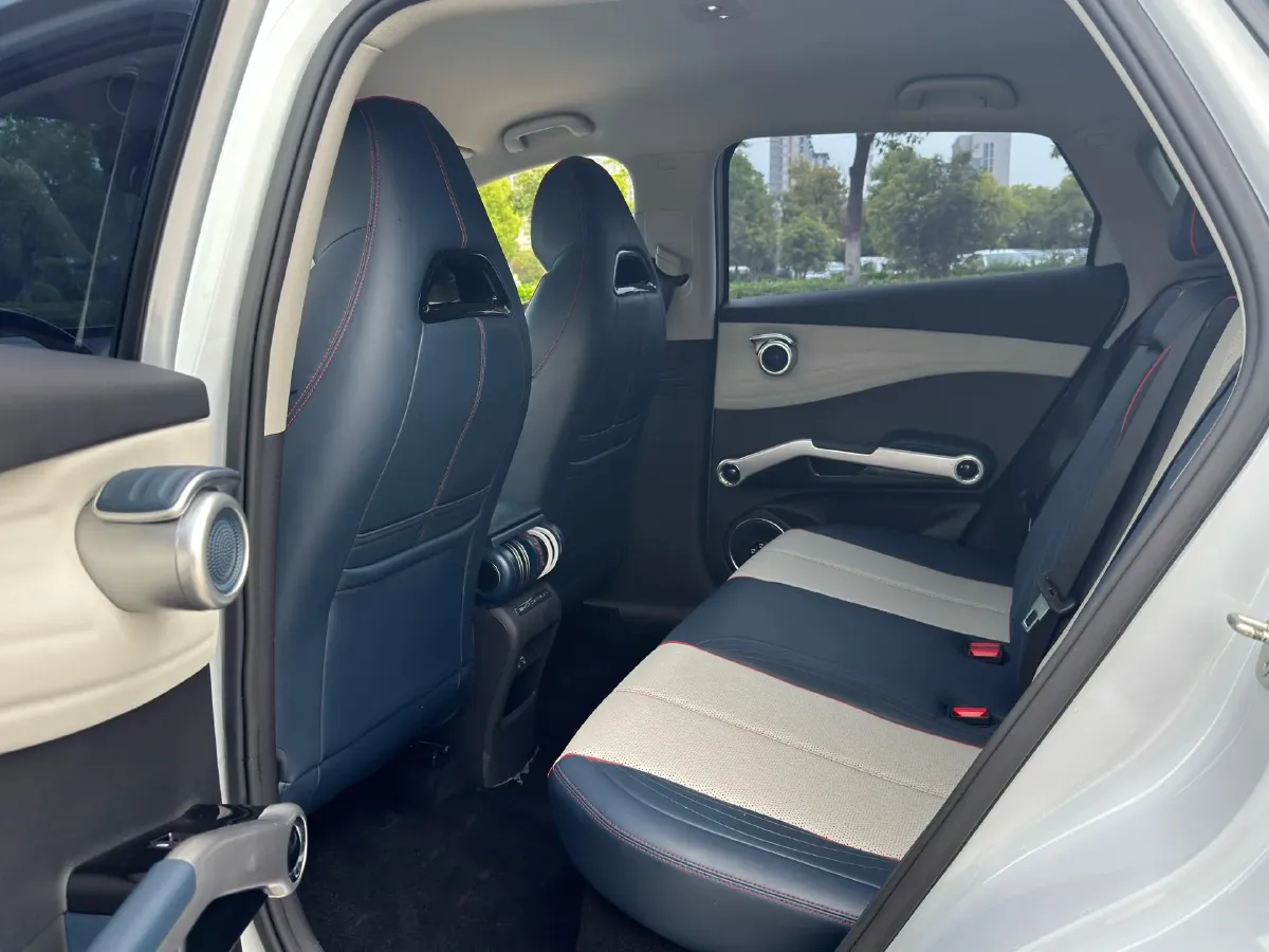 2022 Hycan Z03 BEV 64.23KWH,autocango,china used car exporter,china ev exporter,chinese used car exporter,chinese used ev exporter