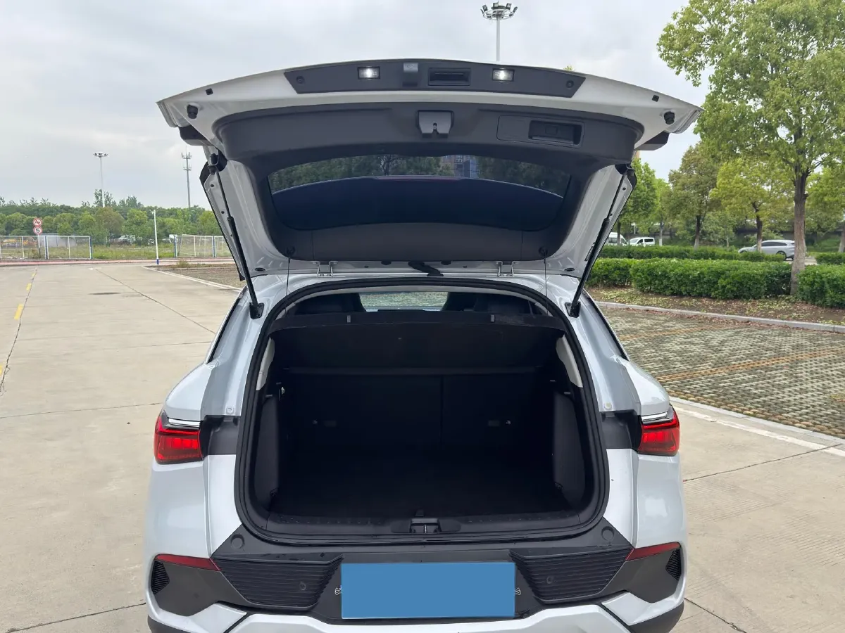 2022 Hycan Z03 BEV 64.23KWH,autocango,china used car exporter,china ev exporter,chinese used car exporter,chinese used ev exporter