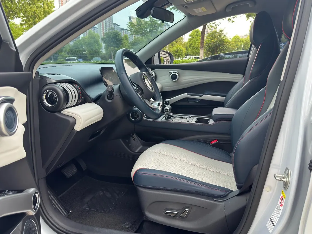 2022 Hycan Z03 BEV 64.23KWH,autocango,china used car exporter,china ev exporter,chinese used car exporter,chinese used ev exporter